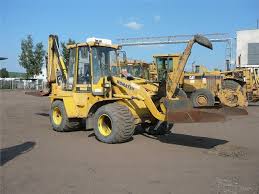 KOMATSU WB 98A- 2 części zamienne